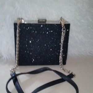 Gorgeous Nine West black and silver sparkly box bag. NWOT